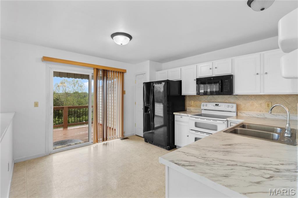 Pearson Pointe Villa - Residential