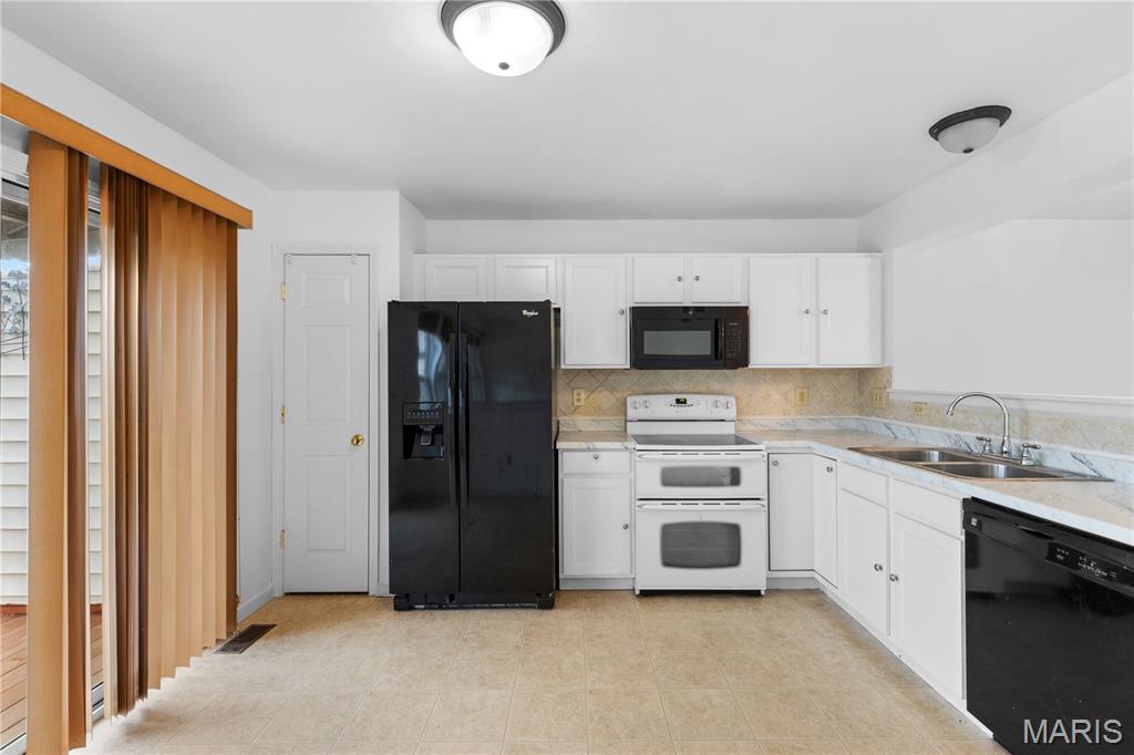 Pearson Pointe Villa - Residential