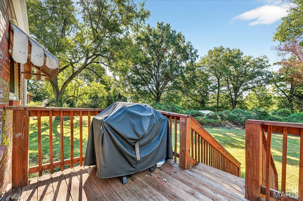 St Louis, Missouri 63114, United States, 3 Bedrooms Bedrooms, ,2 BathroomsBathrooms,Residential,Active,221777