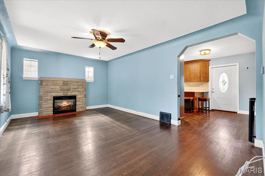 St Louis, Missouri 63114, United States, 3 Bedrooms Bedrooms, ,2 BathroomsBathrooms,Residential,Active,221777
