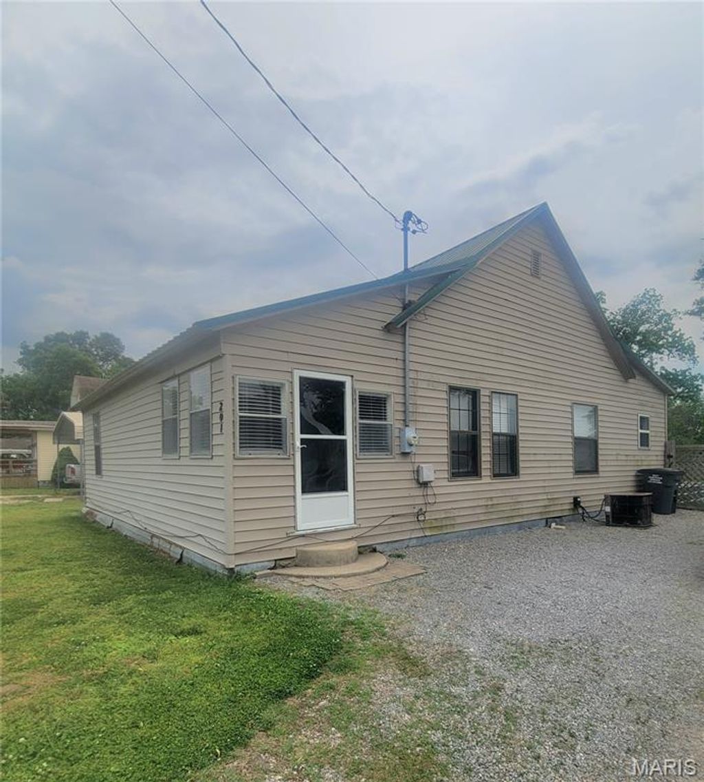 Photo of 201 S Bates Street, Morehouse, MO 63868 (MLS # 26031776)
