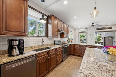 Tiny photo for 1219 Missouri Avenue, Kirkwood, MO 63122 (MLS # 26052887)