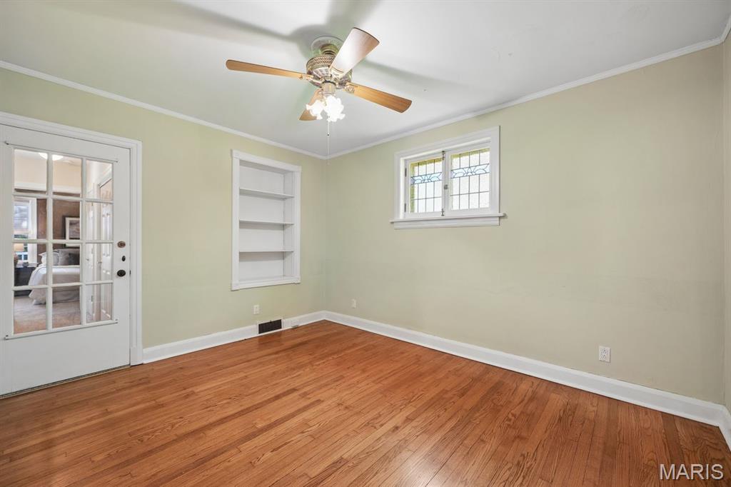 South Moreland Place - Residential
