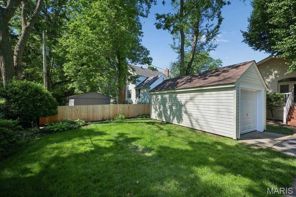 South Moreland Place - Residential