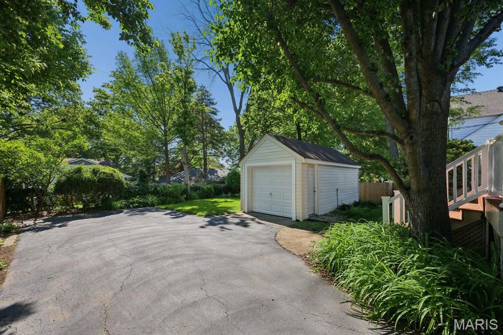 South Moreland Place - Residential