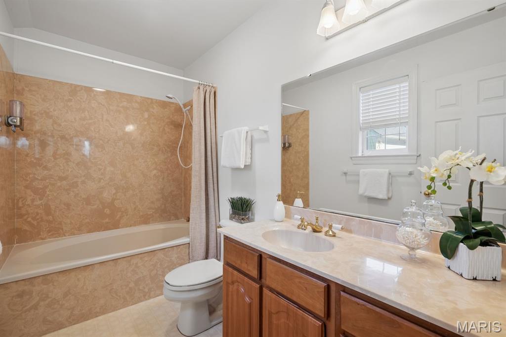 South Moreland Place - Residential