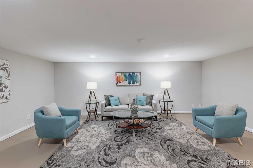 Westwood Ac #5 - Residential
