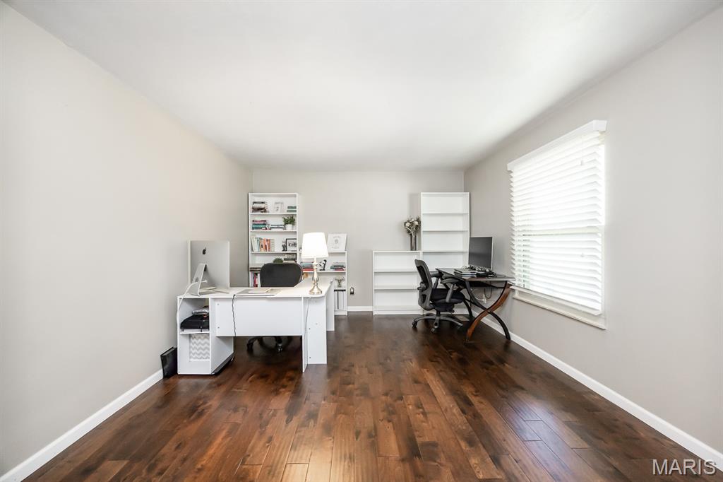 813 Reiss Road