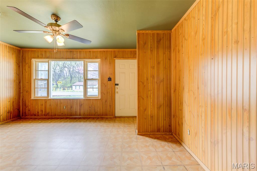 Elm Pt Place - Residential