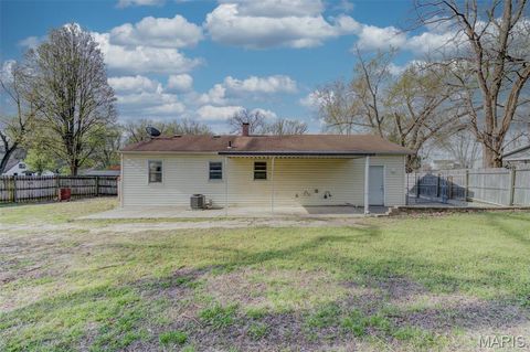 Tiny photo for 38 Marie Drive, St Charles, MO 63301 (MLS # 26015728)