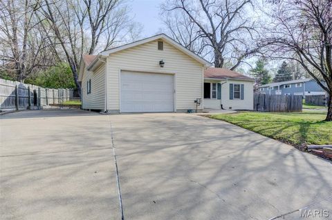 Tiny photo for 38 Marie Drive, St Charles, MO 63301 (MLS # 26015728)