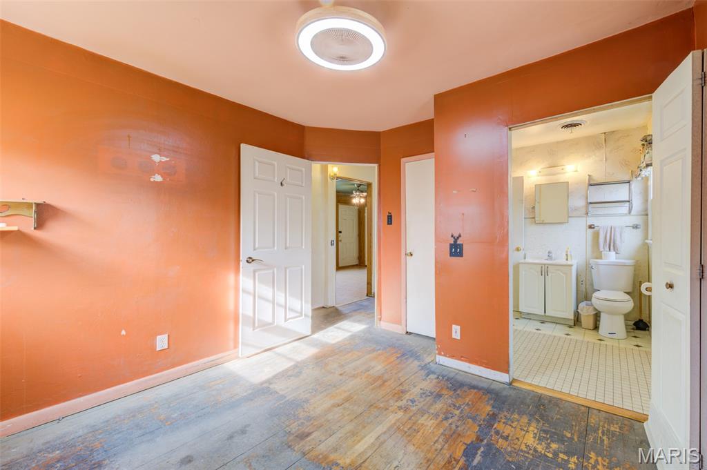 Elm Pt Place - Residential