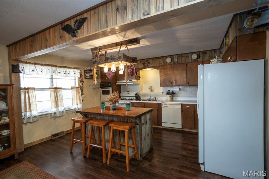 Heltons 2nd - Residential