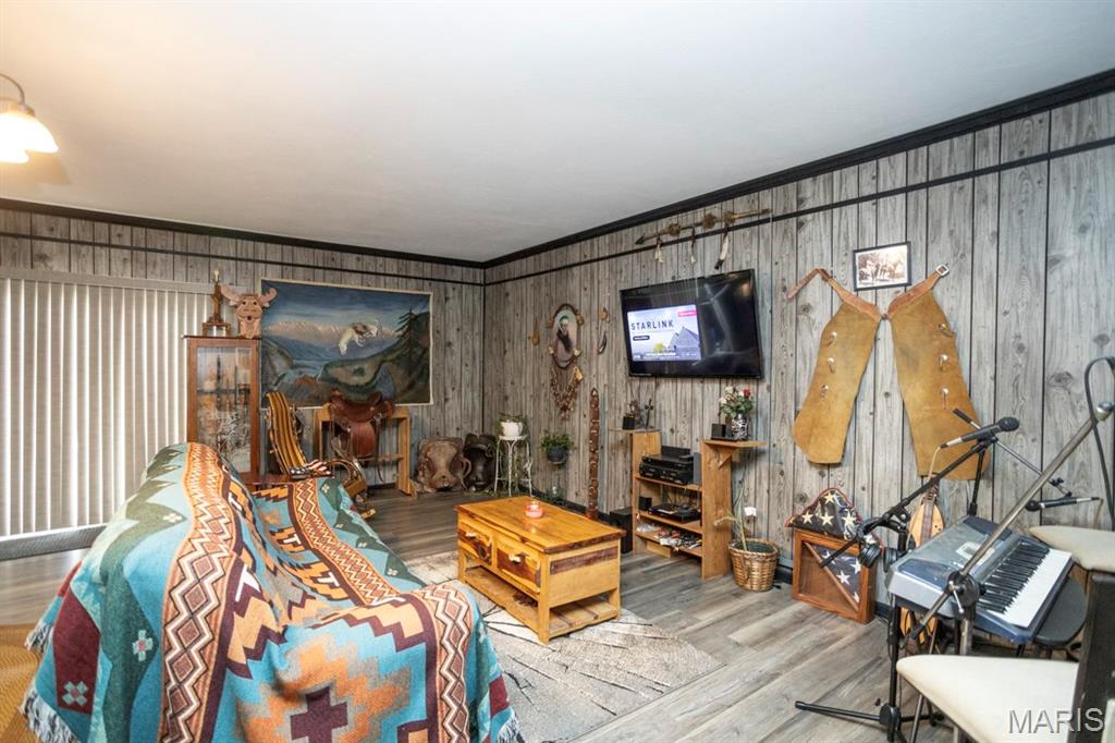 Heltons 2nd - Residential