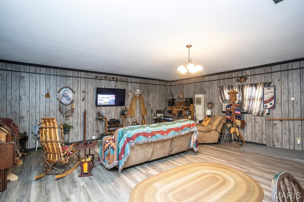 Heltons 2nd - Residential