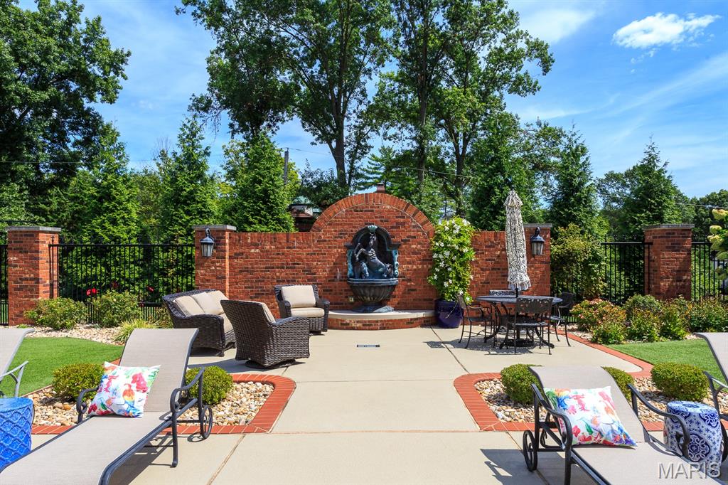 Country Life Acres - Residential