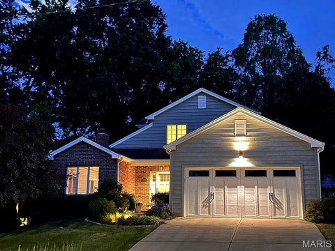 Photo of 9844 Oak Haven Avenue, St Louis, MO 63119 (MLS # 26061155)