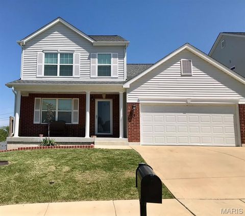Photo of 63 Robinson circle DR, St Louis, MO 63136 (MLS # 26031972)