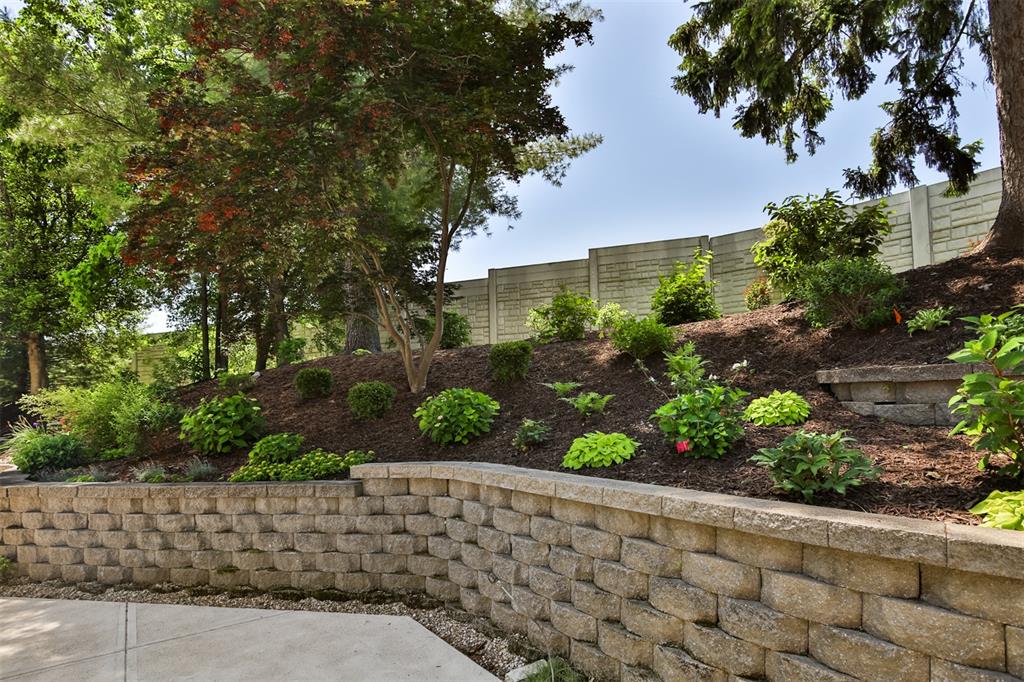 St Louis, Missouri 63117, United States, 3 Bedrooms Bedrooms, ,5 BathroomsBathrooms,Residential,Pending,137148