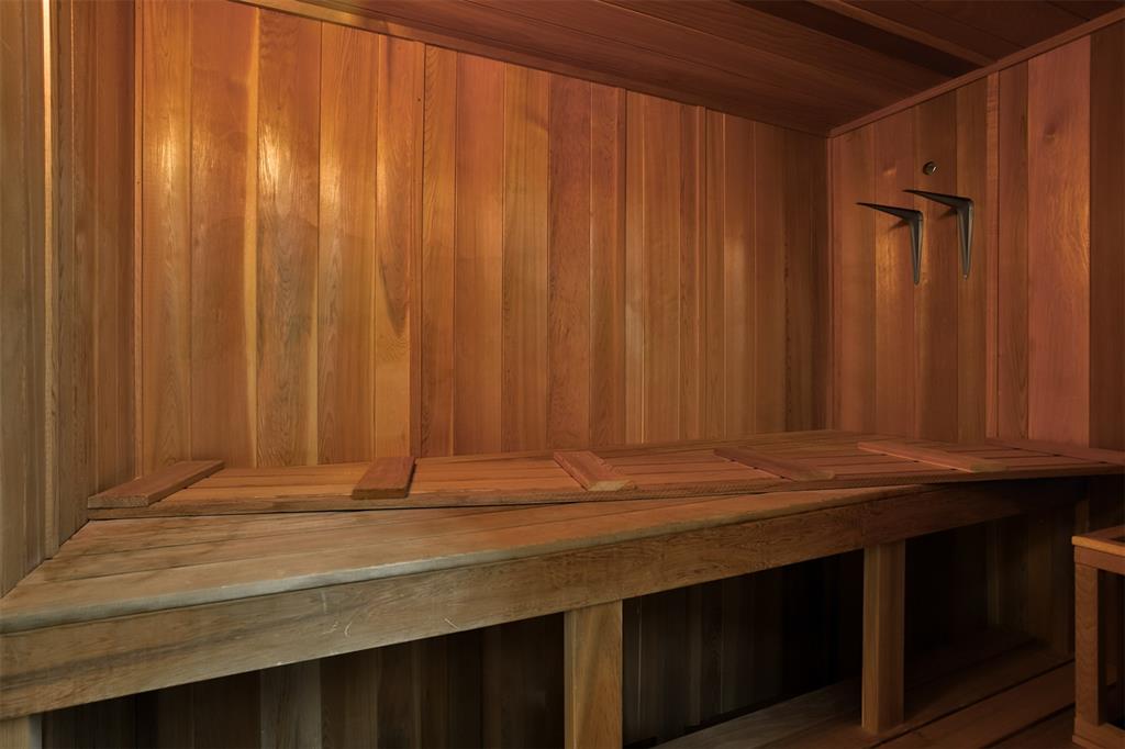 St Louis, Missouri 63117, United States, 3 Bedrooms Bedrooms, ,5 BathroomsBathrooms,Residential,Pending,137148