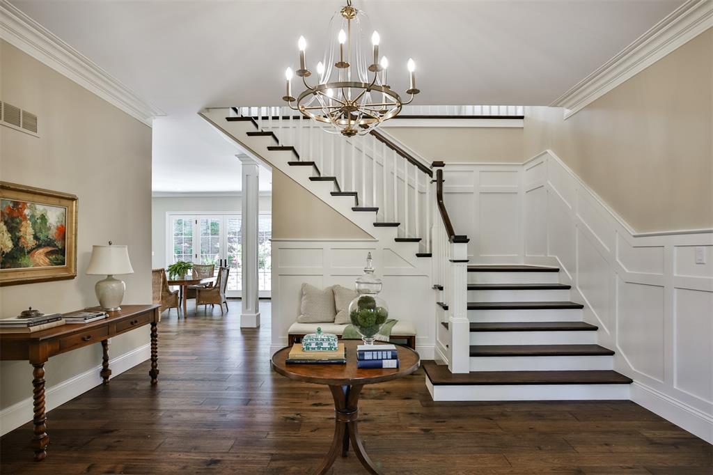 St Louis, Missouri 63117, United States, 3 Bedrooms Bedrooms, ,5 BathroomsBathrooms,Residential,Pending,137148