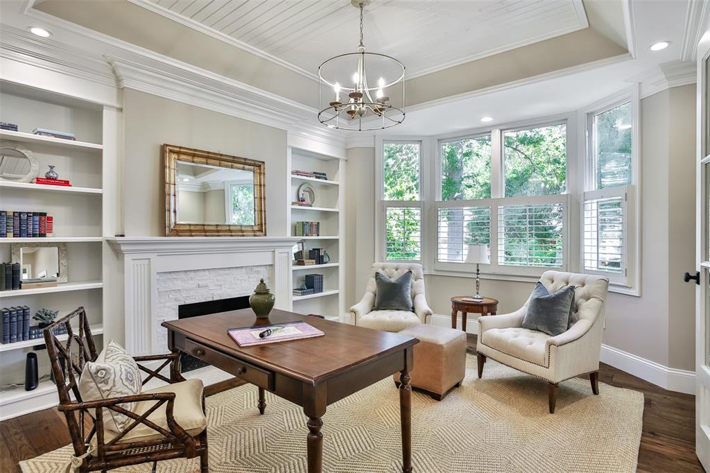 St Louis, Missouri 63117, United States, 3 Bedrooms Bedrooms, ,5 BathroomsBathrooms,Residential,Pending,137148