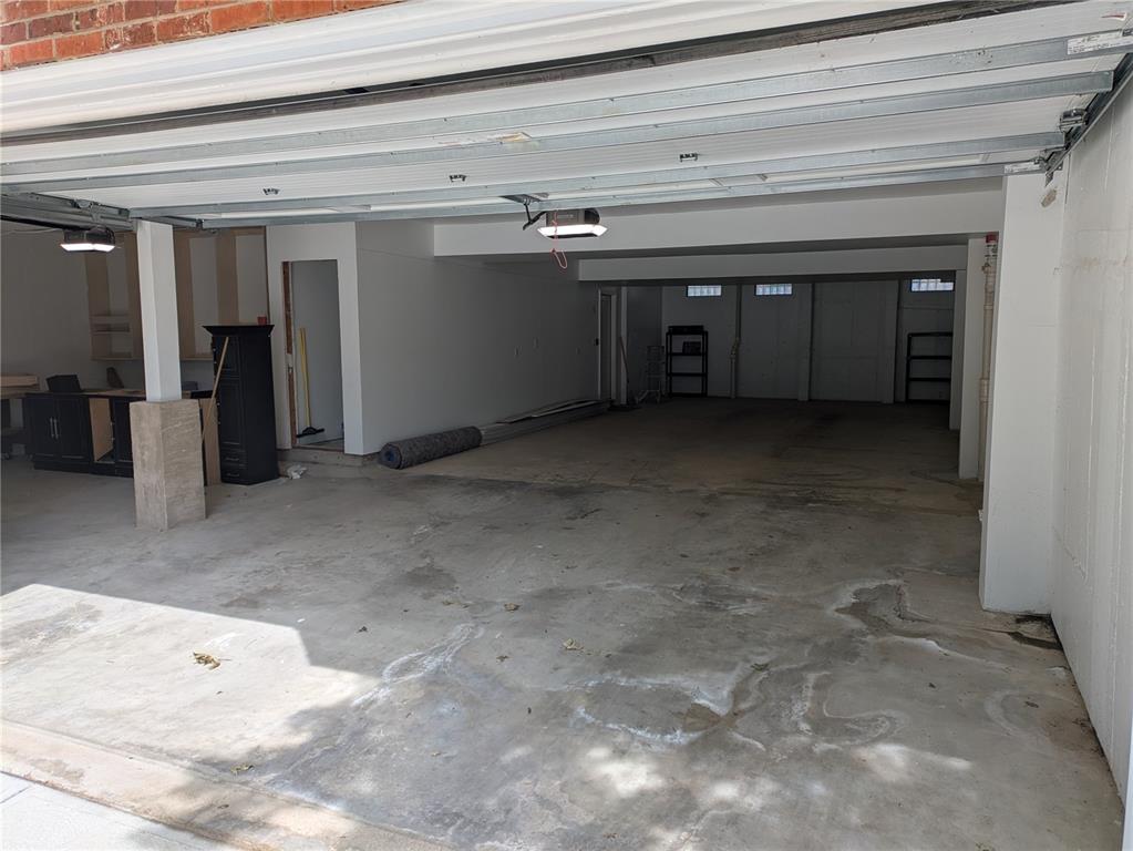 St Louis, Missouri 63117, United States, 3 Bedrooms Bedrooms, ,5 BathroomsBathrooms,Residential,Pending,137148