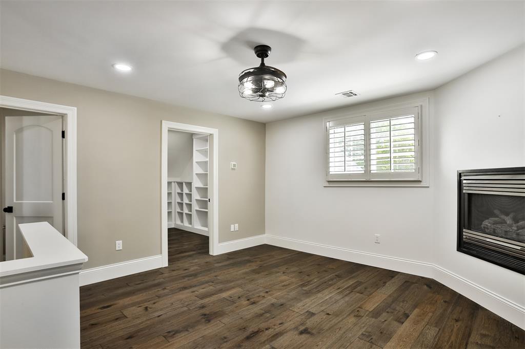 St Louis, Missouri 63117, United States, 3 Bedrooms Bedrooms, ,5 BathroomsBathrooms,Residential,Pending,137148