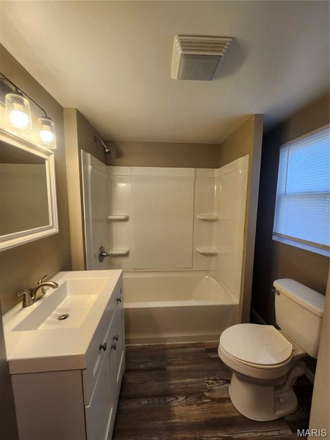 Tiny photo for 320 W Main Street, Bowling Green, MO 63334 (MLS # 26057346)