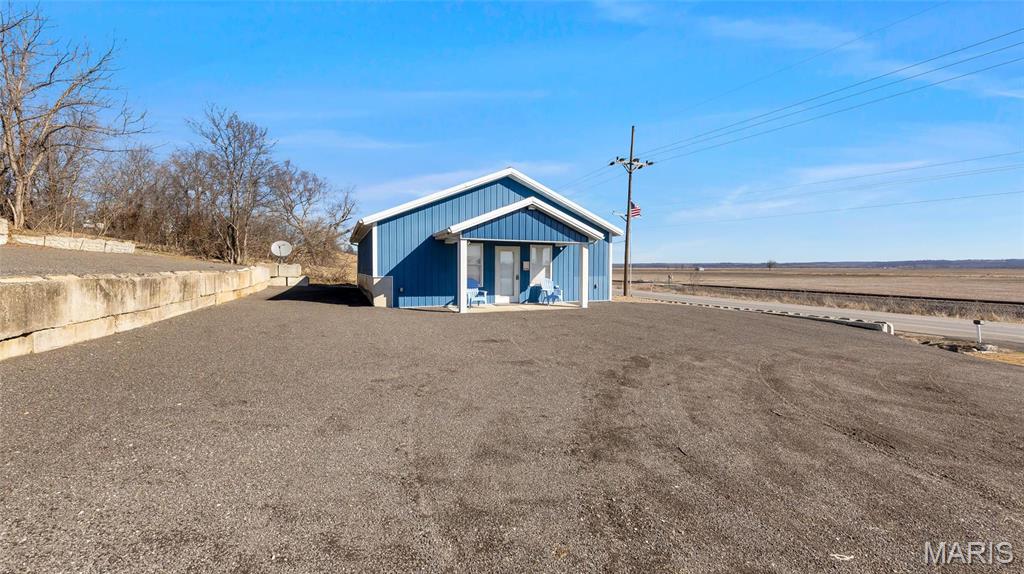 1187 S Highway 79