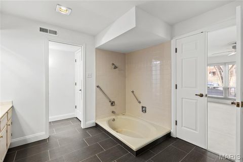 Tiny photo for 974 Claytonbrook Drive #1A, Ballwin, MO 63011 (MLS # 26000056)