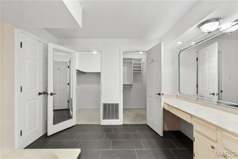 Tiny photo for 974 Claytonbrook Drive #1A, Ballwin, MO 63011 (MLS # 26000056)