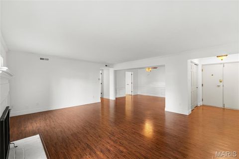 Tiny photo for 974 Claytonbrook Drive #1A, Ballwin, MO 63011 (MLS # 26000056)