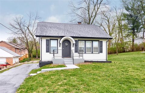 Tiny photo for 2420 Fowler Avenue, Unincorporated, MO 63114 (MLS # 26018277)
