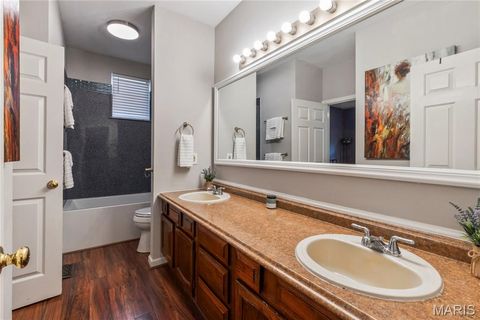 Tiny photo for 2336 Rutger St #B, St Louis, MO 63104 (MLS # 25056380)