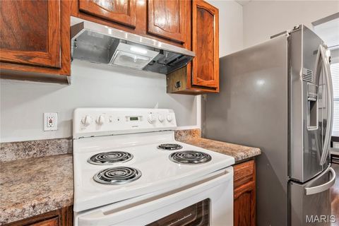Tiny photo for 2336 Rutger St #B, St Louis, MO 63104 (MLS # 25056380)