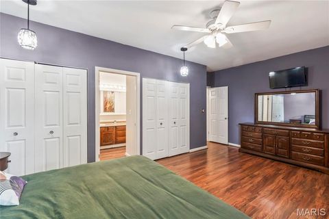 Tiny photo for 2336 Rutger St #B, St Louis, MO 63104 (MLS # 25056380)