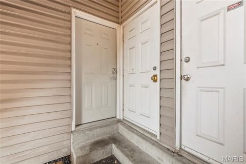 Tiny photo for 2336 Rutger St #B, St Louis, MO 63104 (MLS # 25056380)