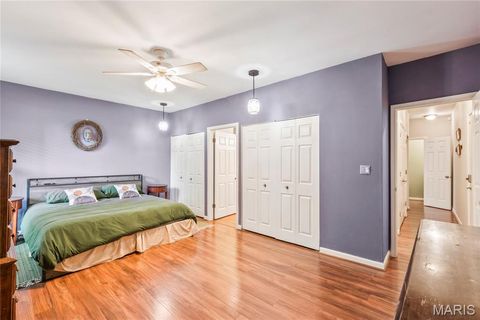 Tiny photo for 2336 Rutger St #B, St Louis, MO 63104 (MLS # 25056380)