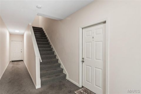 Tiny photo for 2336 Rutger St #B, St Louis, MO 63104 (MLS # 25056380)