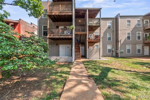 Tiny photo for 2336 Rutger St #B, St Louis, MO 63104 (MLS # 25056380)