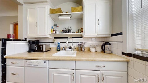 Tiny photo for 5818 Mardel Avenue #A, St Louis, MO 63109 (MLS # 26059100)
