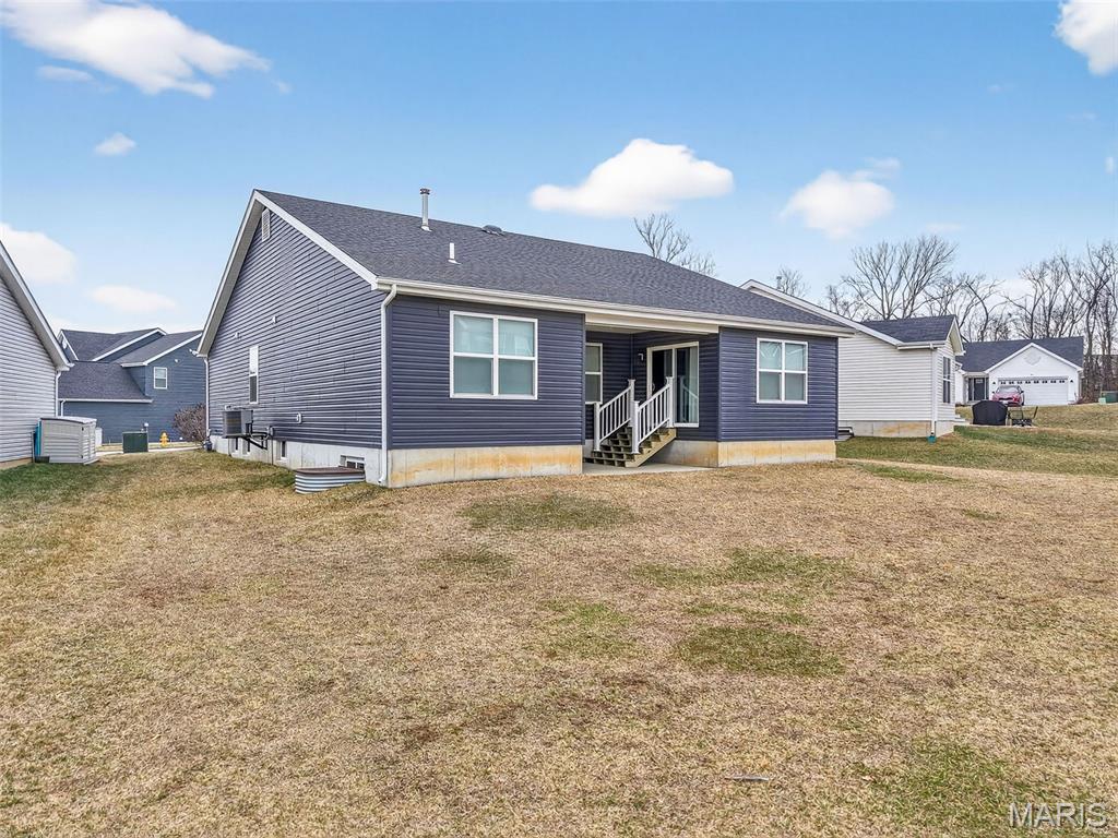 Oaks At Lexington #5 - Residential Lease