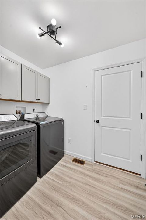 Tiny photo for 203 Homestretch Lane, Wentzville, MO 63385 (MLS # 26011104)