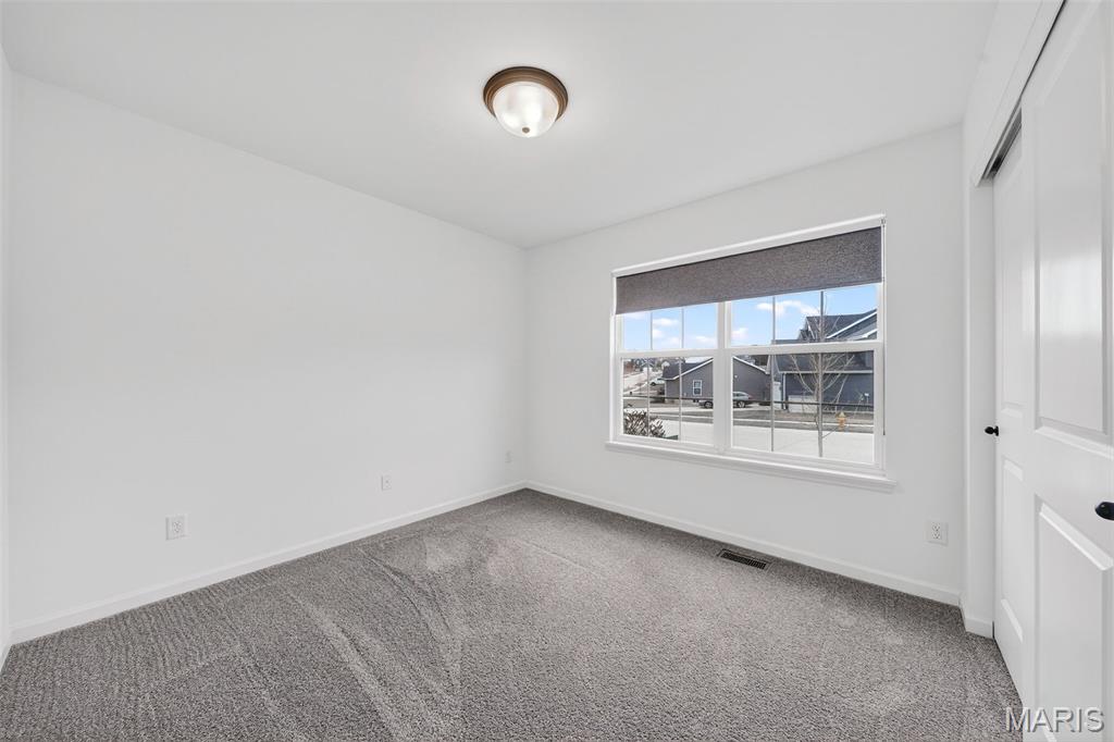 Oaks At Lexington #5 - Residential Lease