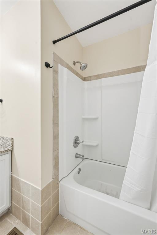 Town Square Condo 1 - Residential