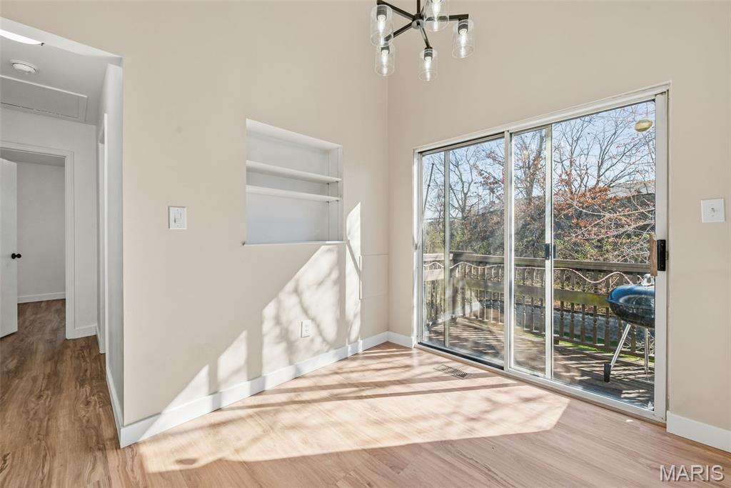 Town Square Condo 1 - Residential