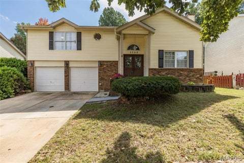 Photo of 3750 Lemay Woods Drive, St Louis, MO 63129 (MLS # 26059179)