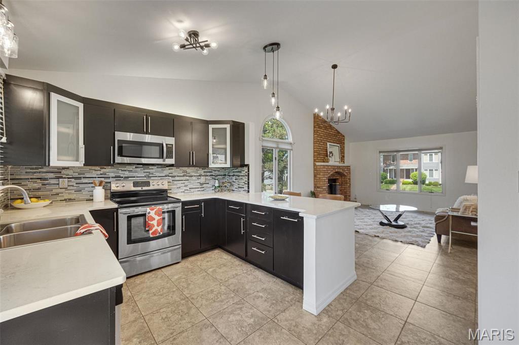 Forest Hills Condos Ph1 Stg8 - Residential