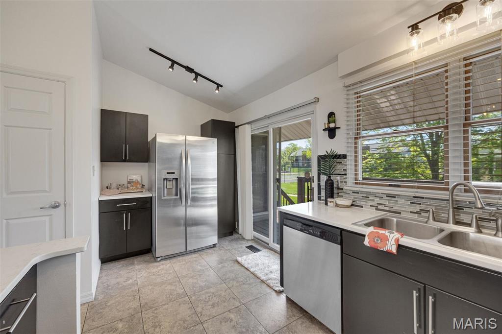 Forest Hills Condos Ph1 Stg8 - Residential